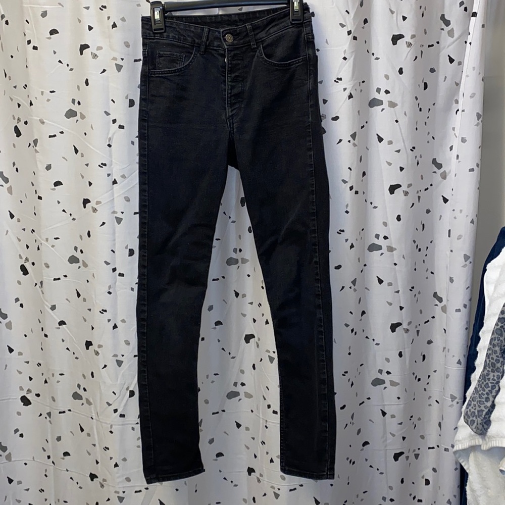 H&M high waisted black jeans